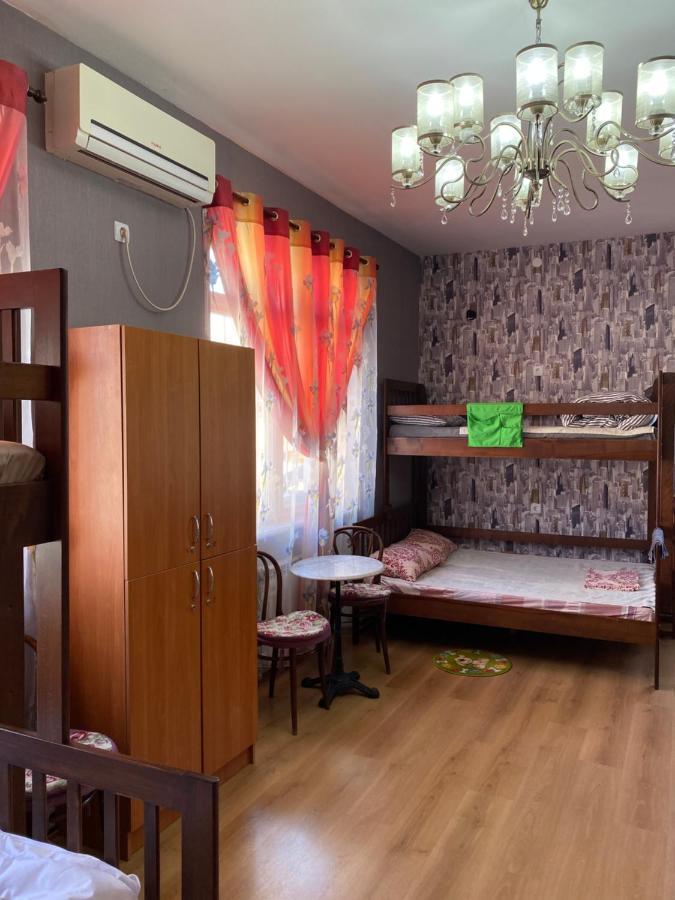 Centre Hostel Mukacheve Luaran gambar